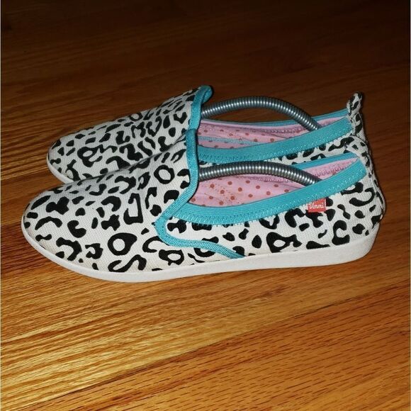 Dimmi cow print fabric slip-on flats - Picture 3 of 7